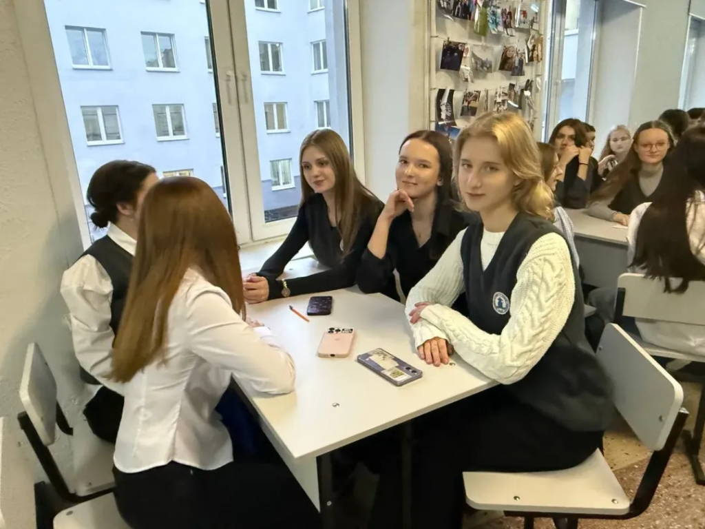 Брейн-ринг Машеровский вектор Осенняя серия_ОкончаниеВ преддверии празднования 115- (11).jpg