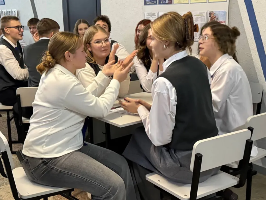 Брейн-ринг Машеровский вектор Осенняя серия_ОкончаниеВ преддверии празднования 115- (9).jpg