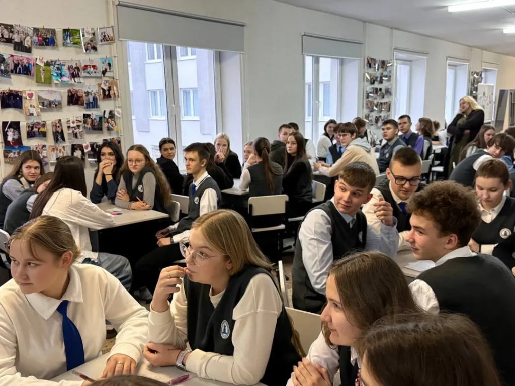 Брейн-ринг Машеровский вектор Осенняя серия_ОкончаниеВ преддверии празднования 115- (7).jpg