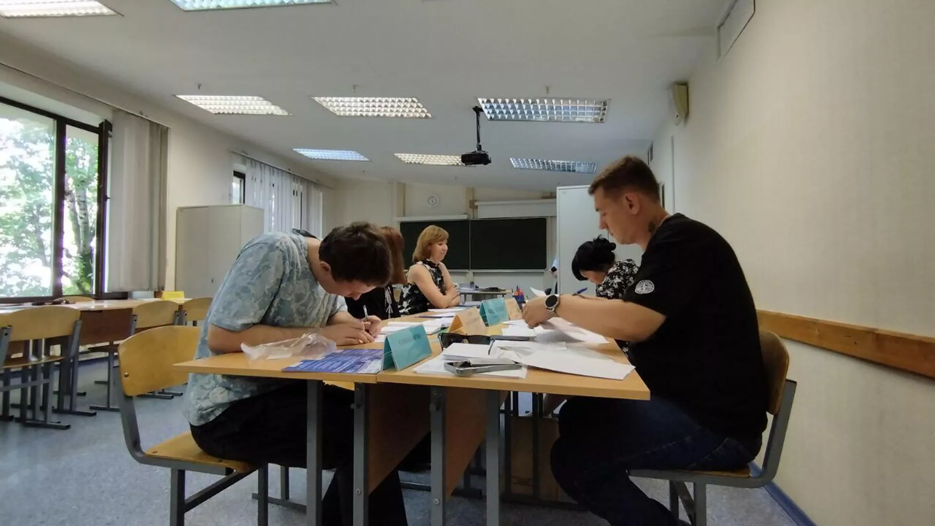 Прием документов у абитуриентов вузов начался в Беларуси