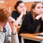 Стало известно, на какие специальности абитуриенты-выпускники профильных классов будут зачислены без экзаменов