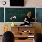 Министр образования высказался о сокращении 10-х базовых классов в школах