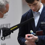 Абитуриенты не смогут пронести телефоны на ЦЭ и ЦТ