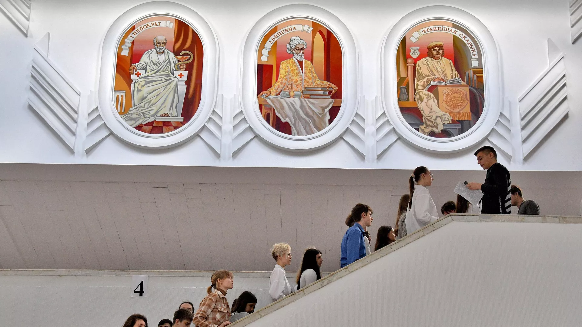 Лукашенко дал «жилищный совет» студентам-целевикам