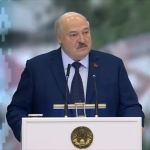 Лукашенко: у школьников должны быть равные условия для поступления в вузы