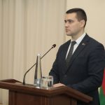 «Искоренить бюрократическую нагрузку на учителей и выполнение несвойственных им функций». Как на местах выполняют требование Президента?