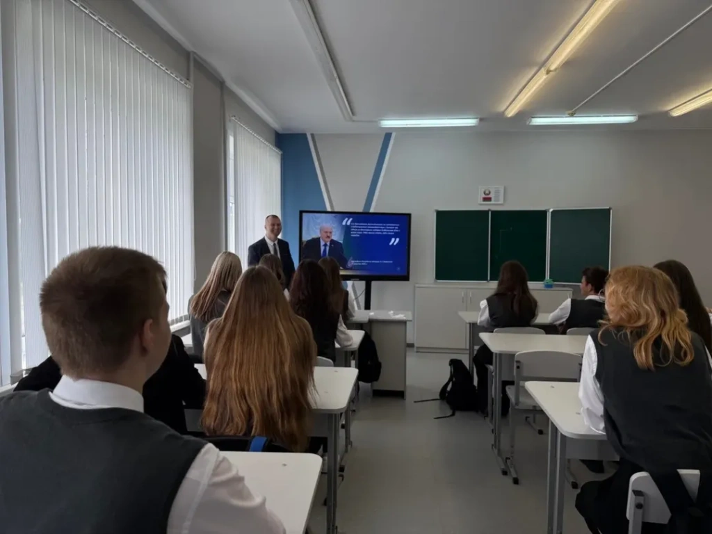 Первый звонок 2025-2026Вот и начался новый учебный год который с огромным нетерпение (20).jpg