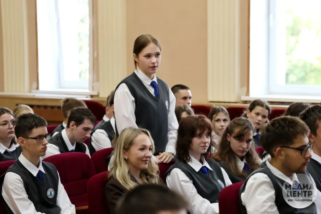 С ректором о самом главномСегодня ректор ВГУ профессор Валентина Васильевна Богатырёва в (4).jpg