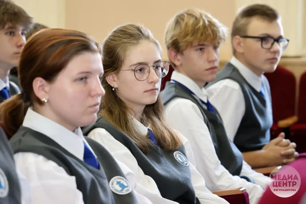 С ректором о самом главномСегодня ректор ВГУ профессор Валентина Васильевна Богатырёва в (11).jpg