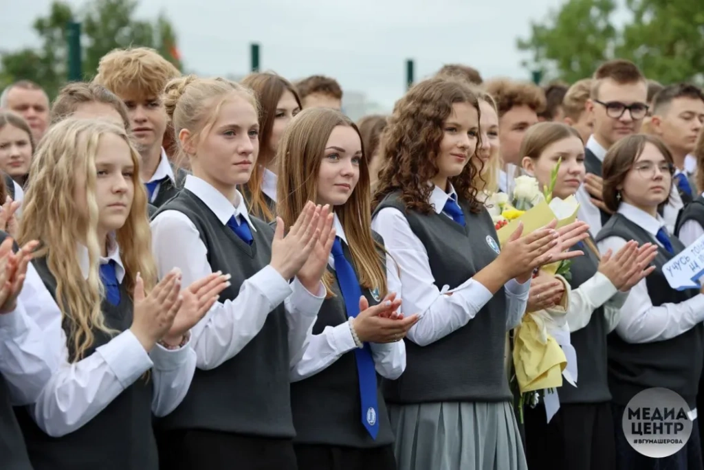 Первый звонок 2025-2026Вот и начался новый учебный год который с огромным нетерпение (28).jpg