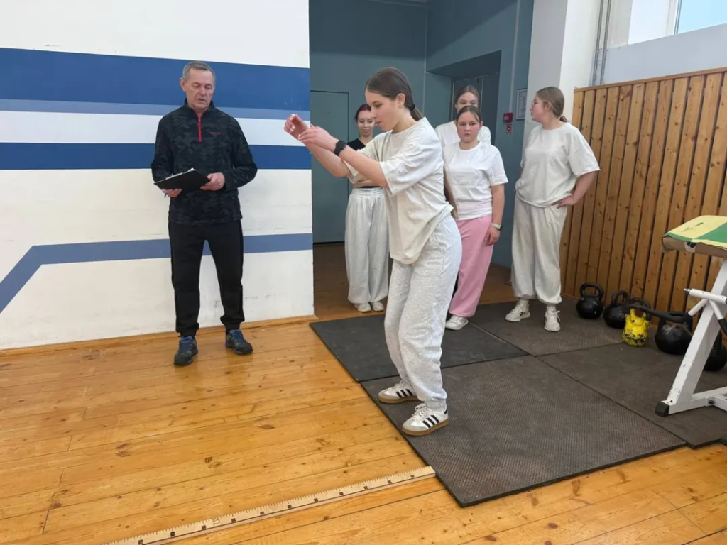 get (2).jpg get (2).jpg