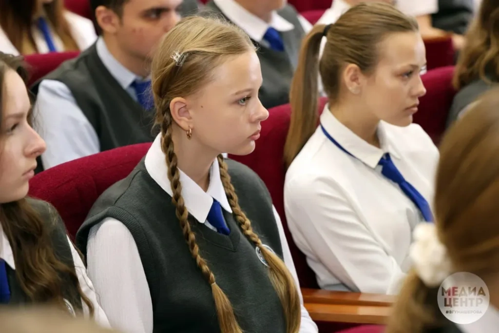 С ректором о самом главномСегодня ректор ВГУ профессор Валентина Васильевна Богатырёва в (19).jpg