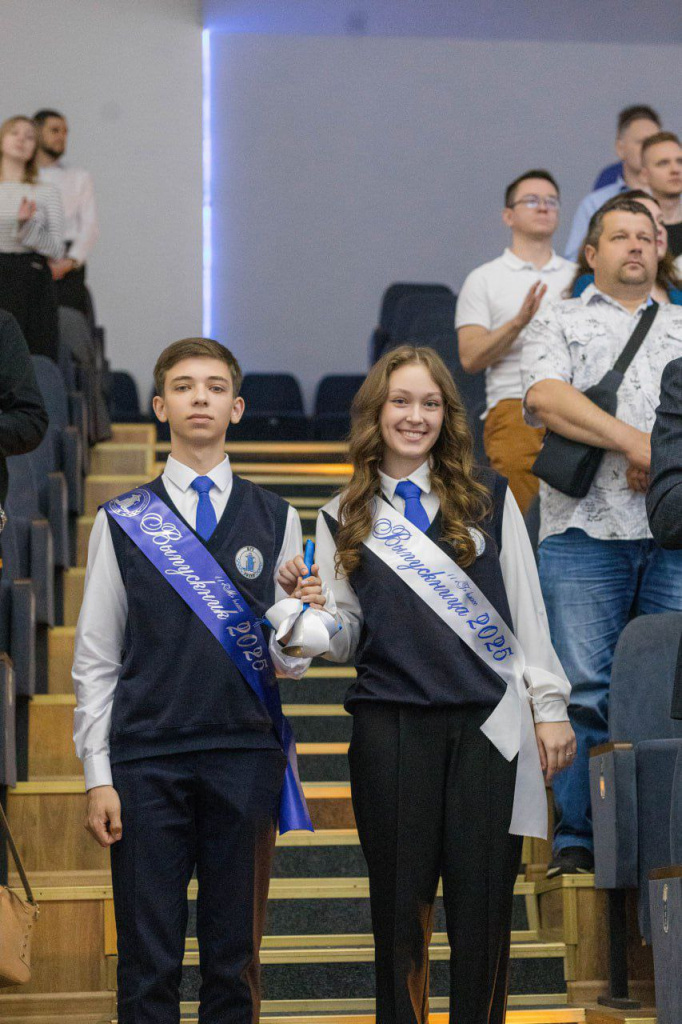 photo_5368651546419654346_y.jpg photo_5368651546419654346_y.jpg