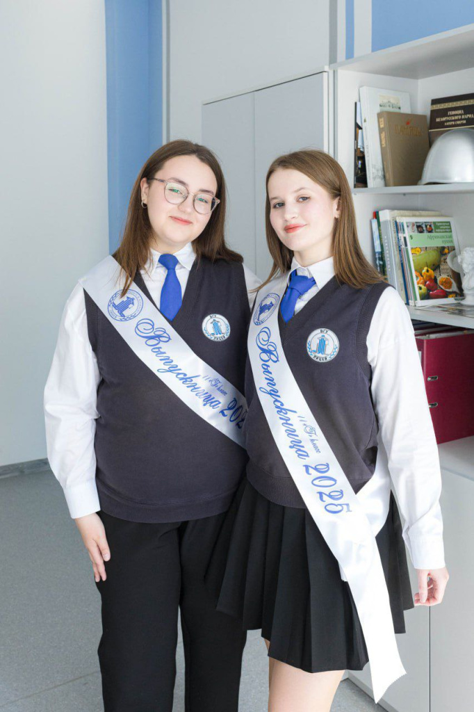 photo_5368651546419654334_y.jpg photo_5368651546419654334_y.jpg