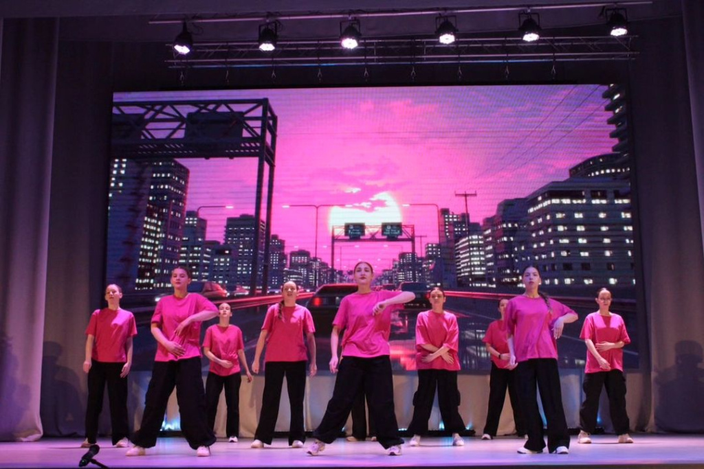 День открытых дверей Уже менее чем через два месяца начнётся новая приёмная кампания и наш Лицей@lyceum.vsu гостеприимно распахнёт свои двери перед теми кто готов пройти вступительных испытания и пополни (1).png