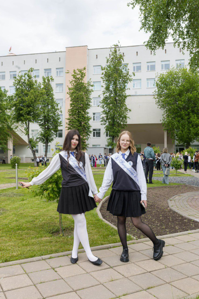 photo_5368651546419654342_y.jpg photo_5368651546419654342_y.jpg