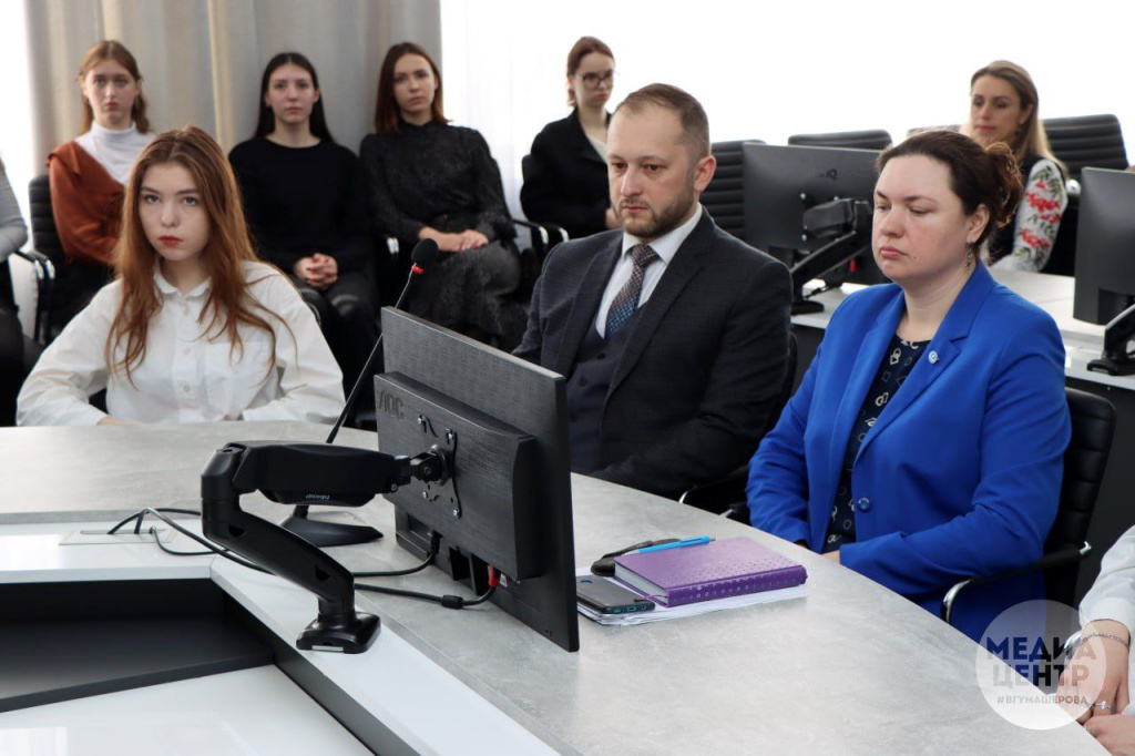 photo_5276436524105321630_y.jpg photo_5276436524105321630_y.jpg