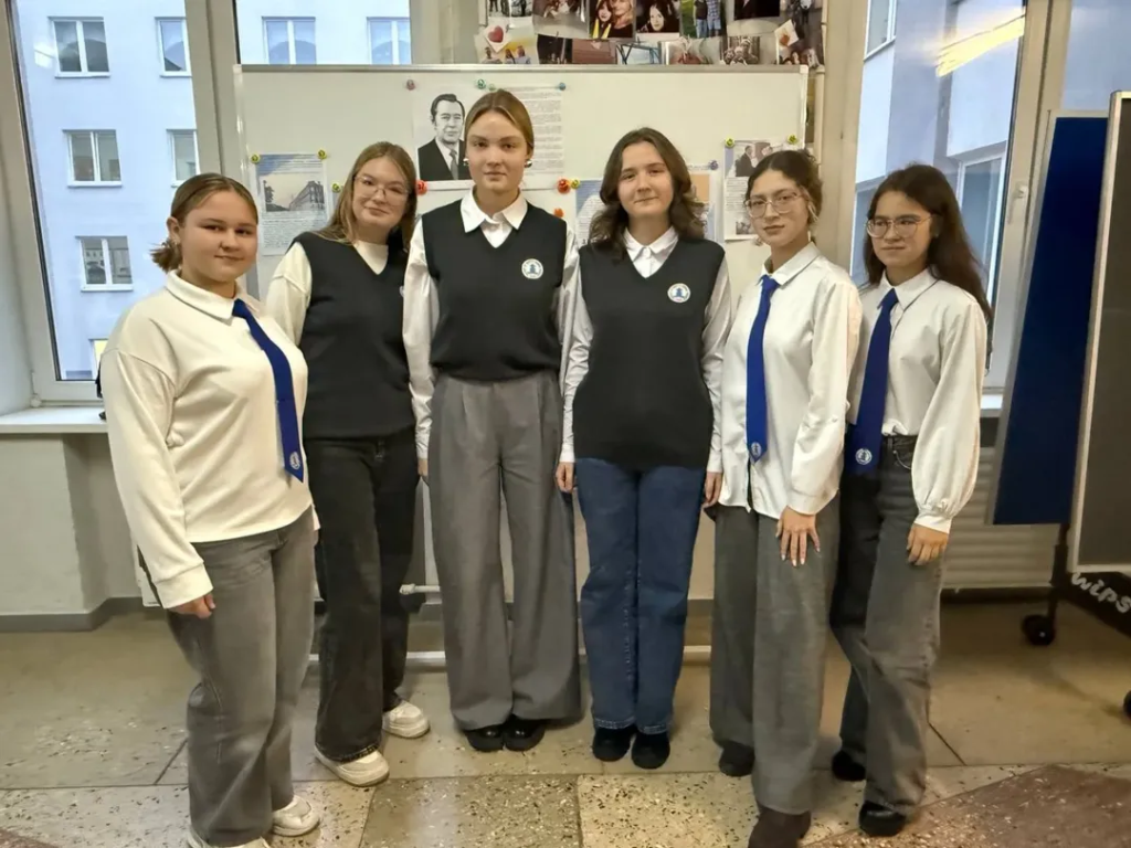 Брейн-ринг Машеровский вектор Осенняя серия_ОкончаниеВ преддверии празднования 115- (1).jpg