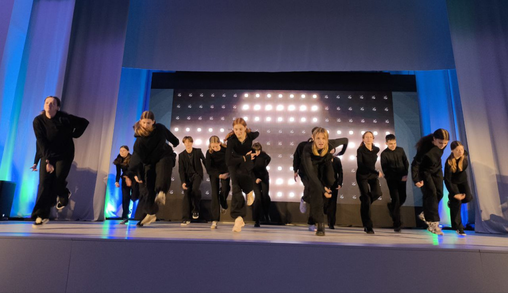 5244852575856093251.jpg 5244852575856093251.jpg