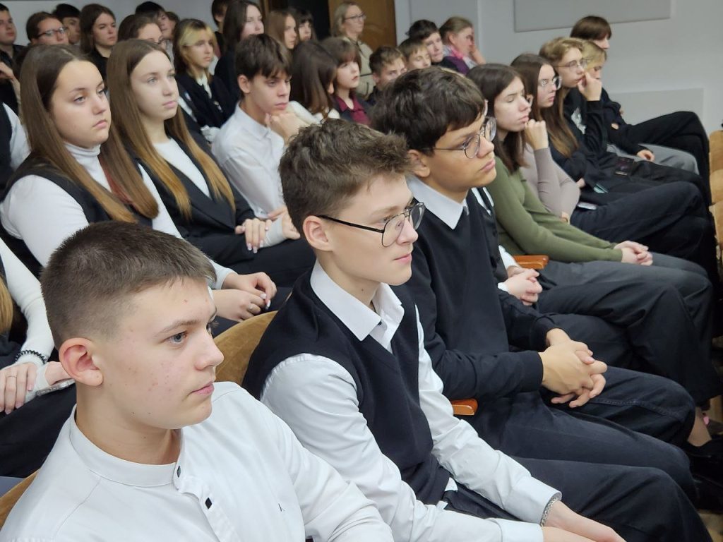 photo_5332697842608891325_y.jpg photo_5332697842608891325_y.jpg