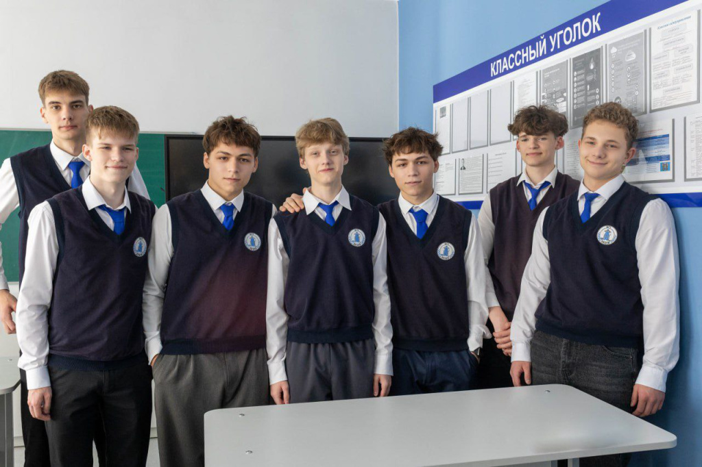 photo_5368651546419654336_y.jpg photo_5368651546419654336_y.jpg