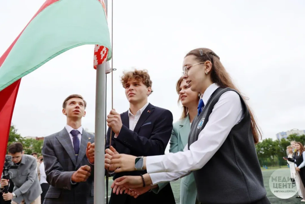 Первый звонок 2025-2026Вот и начался новый учебный год который с огромным нетерпение (23).jpg