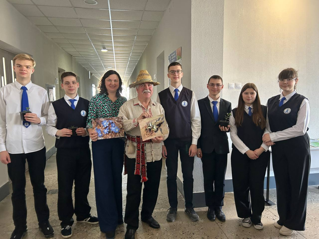 «Весна идёт — весне дорогу!»