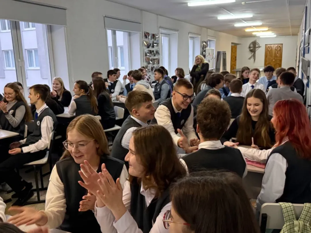 Брейн-ринг Машеровский вектор Осенняя серия_ОкончаниеВ преддверии празднования 115- (3).jpg