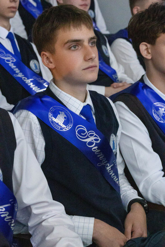 photo_5368651546419654343_y.jpg photo_5368651546419654343_y.jpg