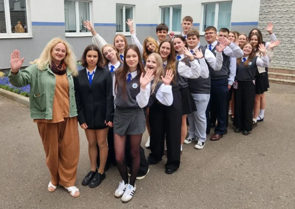 Первый звонок 2025-2026Вот и начался новый учебный год который с огромным нетерпение (36).jpg