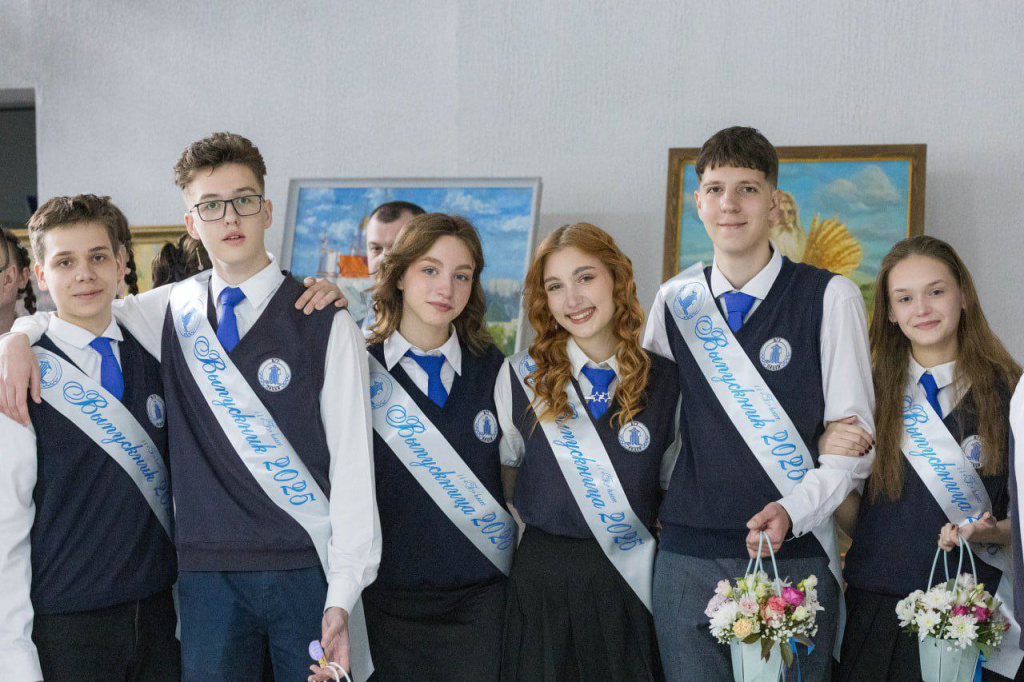 photo_5368651546419654332_y.jpg photo_5368651546419654332_y.jpg