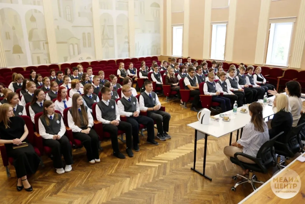 С ректором о самом главномСегодня ректор ВГУ профессор Валентина Васильевна Богатырёва в (15).jpg