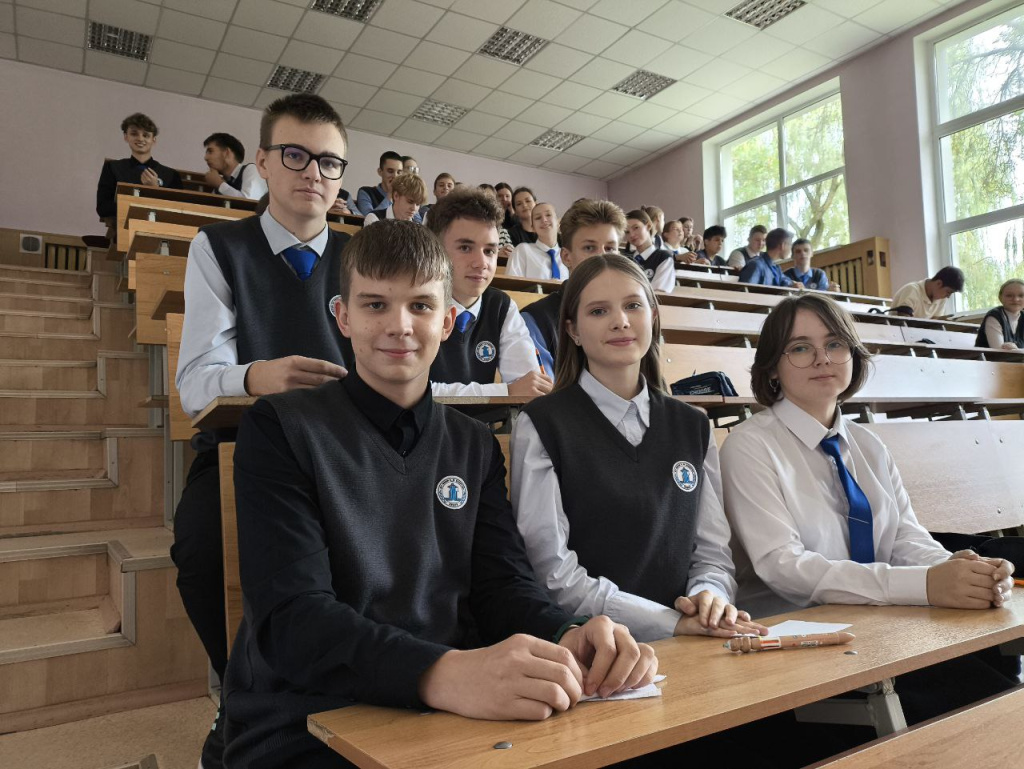 photo_5359523813202721887_y.jpg photo_5359523813202721887_y.jpg