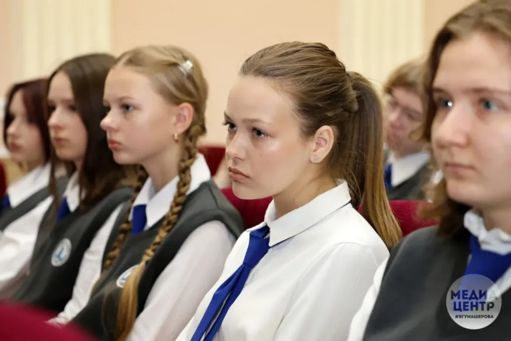 С ректором о самом главномСегодня ректор ВГУ профессор Валентина Васильевна Богатырёва в (9).jpg