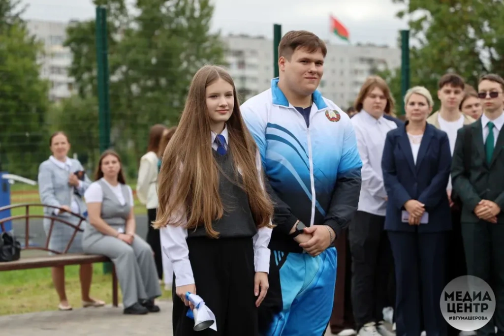 Первый звонок 2025-2026Вот и начался новый учебный год который с огромным нетерпение (30).jpg