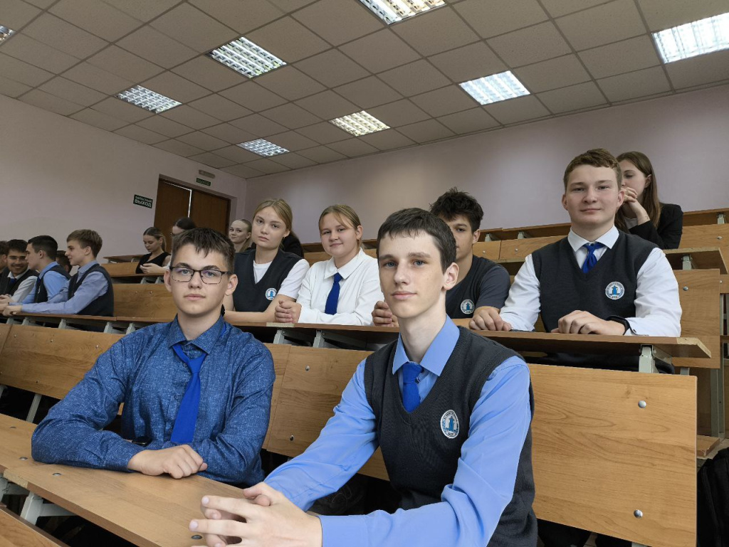 photo_5359523813202721875_y.jpg photo_5359523813202721875_y.jpg