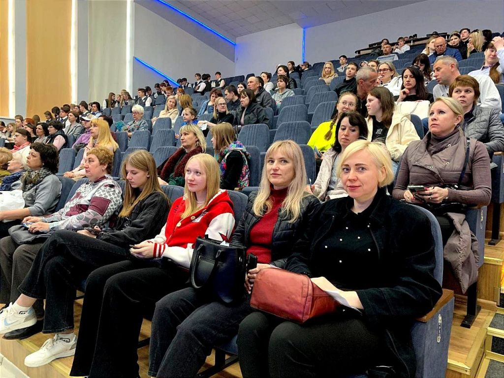 photo_5400282825208483552_y.jpg photo_5400282825208483552_y.jpg