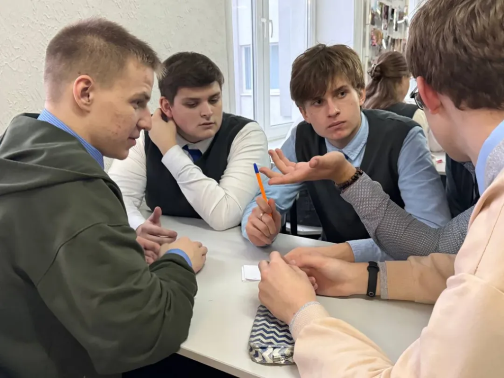 Брейн-ринг Машеровский вектор Осенняя серия_ОкончаниеВ преддверии празднования 115- (2).jpg